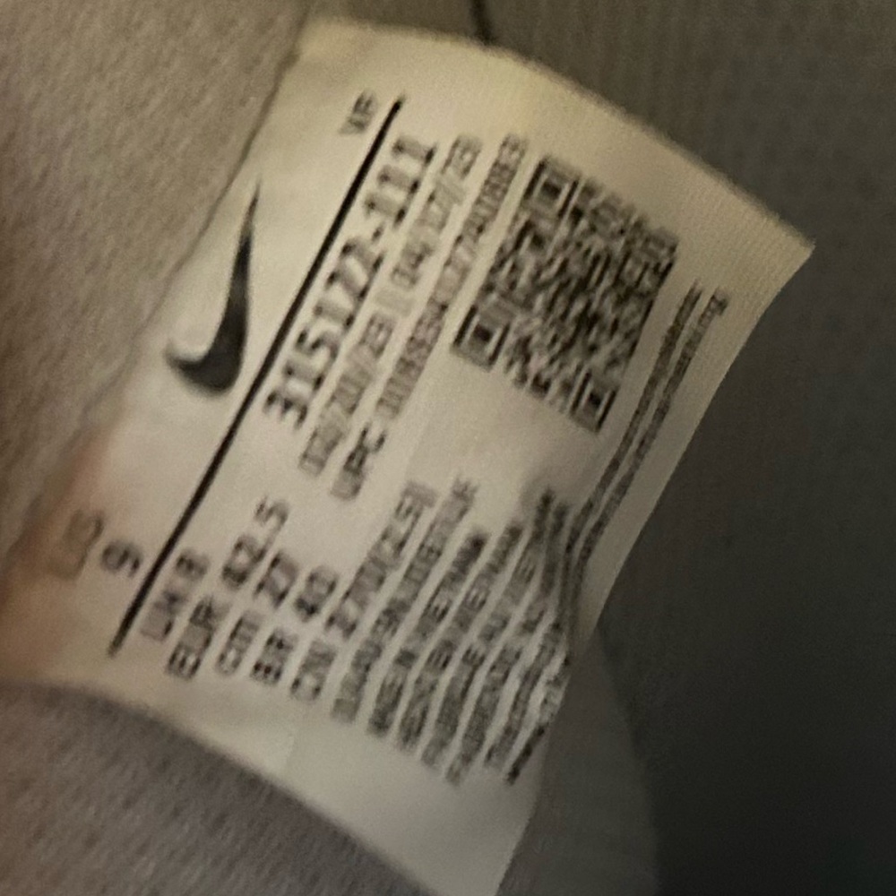 Nike Air Force 1's '07 Triple White Shoes Sz 10.5 Women/Sz 9 Men #315122-111 - Picture 8 of 9